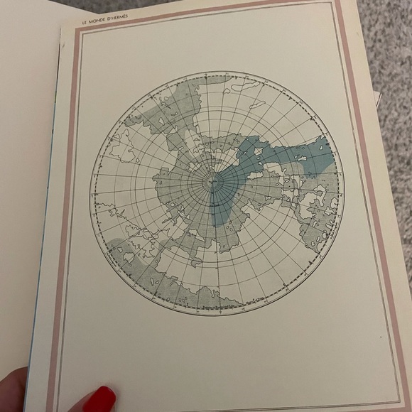 HERMES coffee table book - Picture 4 of 12